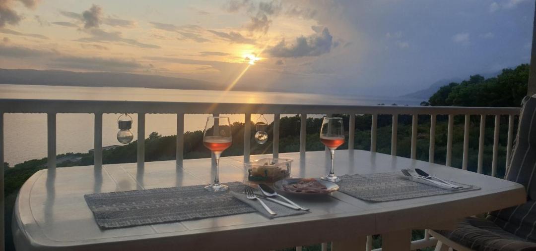 Apartment Diwa Брела Екстер'єр фото