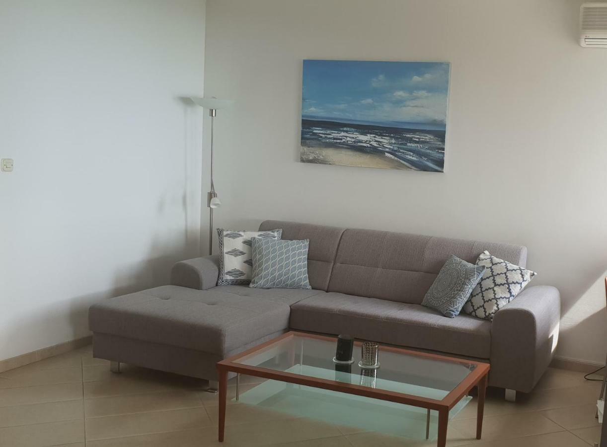 Apartment Diwa Брела Екстер'єр фото